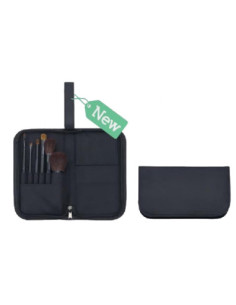 Väska med kosmetikaborstar...