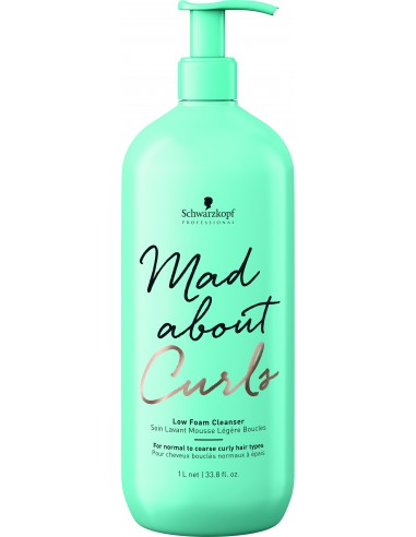 Mad About Curls mazputojošs attīrīšanas līdzeklis sprogainiem matiem 1000ml