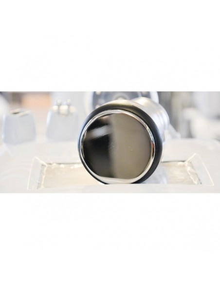 Kosmetologapparat med 4 funktioner - kavitation, 3D-radiofrekvens, IR-biofoton, vakuum