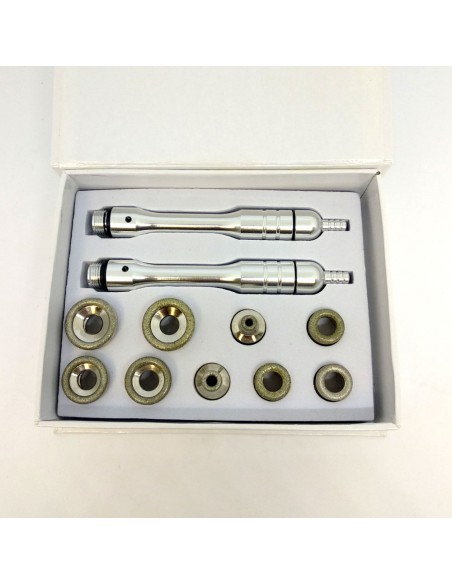 Kosmetologapparat med 2 funktioner - diamantdermabrasion och mikrokristalldermabrasion