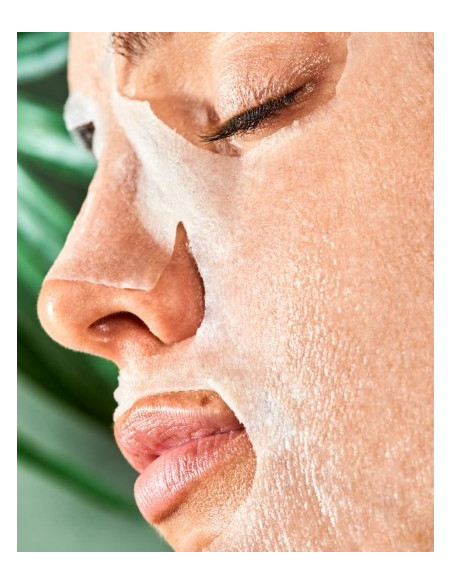 Iroha Nature återfuktande ansiktsmask med avokado och hyaluronsyra för att ge näring åt torr, uttorkad hud